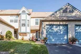7 Raintree Dr, Hamilton Township, NJ 08690 - Photo 1