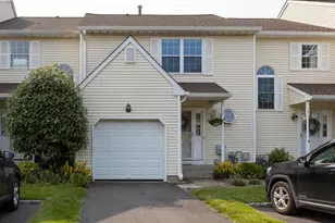 17 Pilgrim Ct, Ewing Township, NJ 08628 - Photo 1