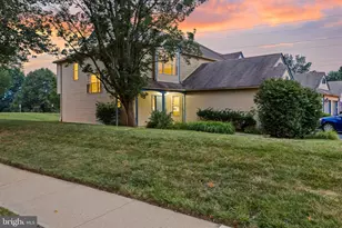 18 Hawthorne Ct, Hamilton Township, NJ 08690 - Photo 1