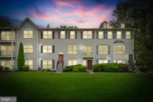 71 Chambord Ct, Hamilton Township, NJ 08619 - Photo 1