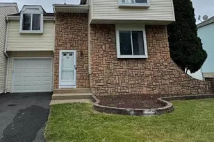 47 Geraldine Rd, East Windsor Township, NJ 08520 - Photo 1