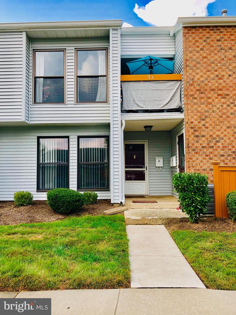 3 Twin Rivers Dr K, Hightstown, NJ 08520 MLS NJME285170 Coldwell