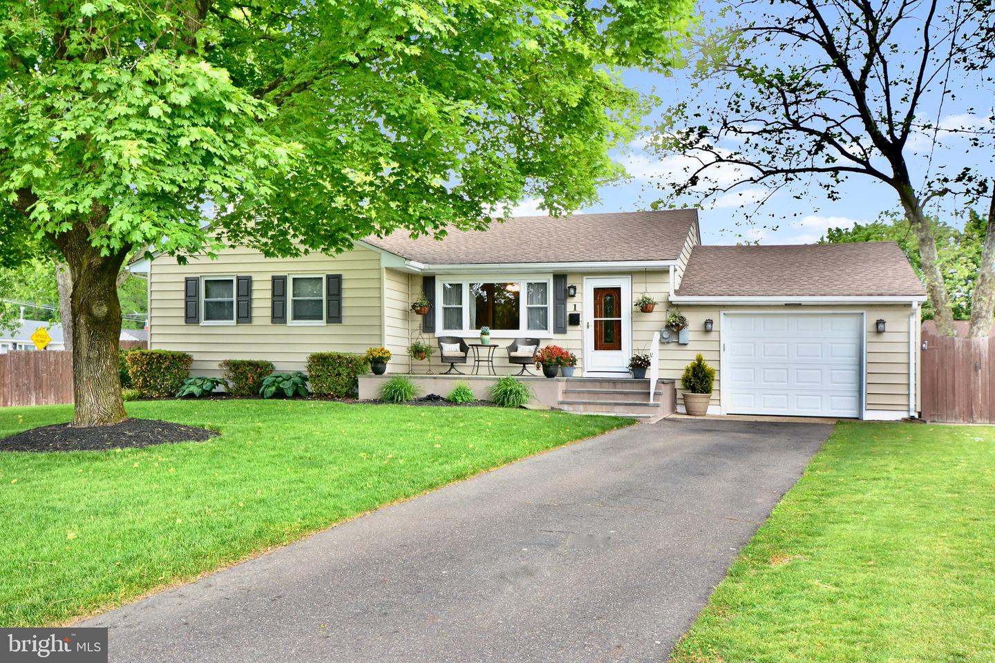 1 Kilmer Dr Ewing Township Nj 08638 Mls Njme296022 Coldwell Banker