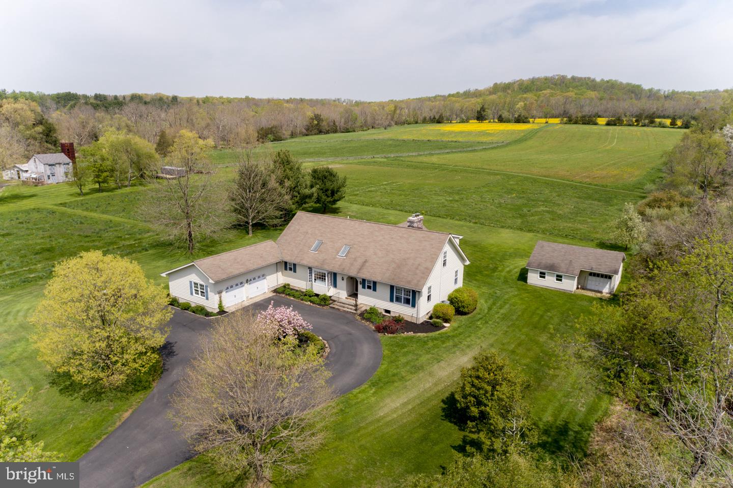 295 Pennington Harbourton Rd, Pennington, NJ 08534 MLS NJME312600