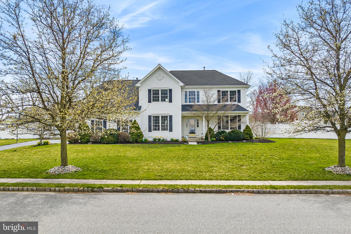 15 Cliffwood Dr, Allentown, NJ 08501 MLS NJMM2001532 Coldwell Banker