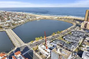 7 Deal Lake Ct, Asbury Park, NJ 07712 - Photo 1