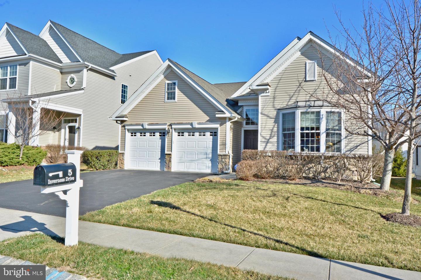 5 Inverness Dr, Kendall Park, NJ 08824 MLS NJMX120388 Coldwell Banker