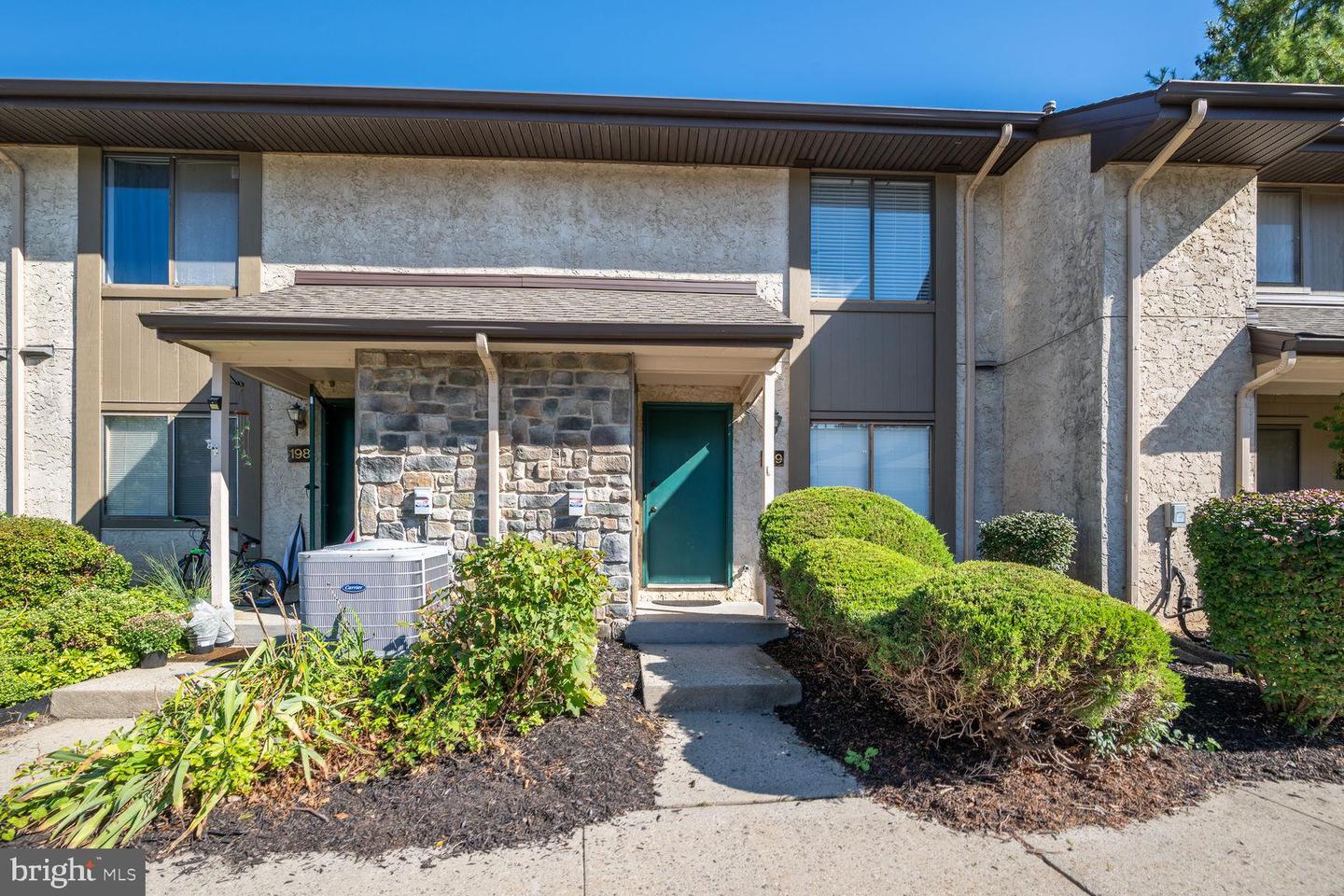 199 Hampshire Dr, Plainsboro Township, NJ 08536 MLS NJMX2003396