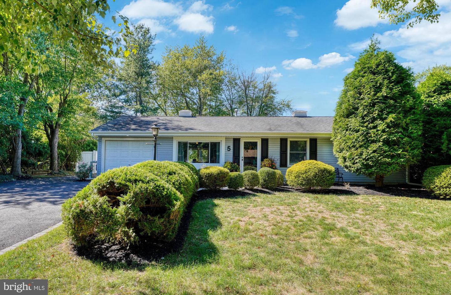 5 Savage Rd, Kendall Park, NJ 08824 MLS NJMX2005476 Coldwell Banker