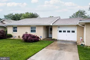 517 Hazen Rd, Monroe Township, NJ 08831 - Photo 1