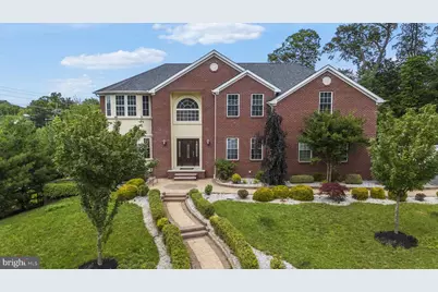 9 Pinehill Court, East Brunswick Township, NJ 08816 - Photo 1