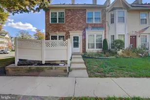 219 Kempsey Dr, North Brunswick Township, NJ 08902 - Photo 1