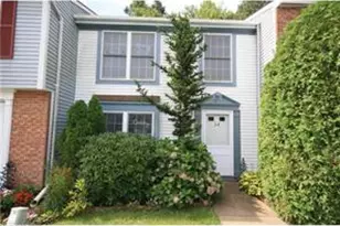 34 Beechwood Ct, Monmouth Junction, NJ 08852 - Photo 1