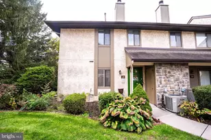 29 Hampshire Dr, Plainsboro Township, NJ 08536 - Photo 1