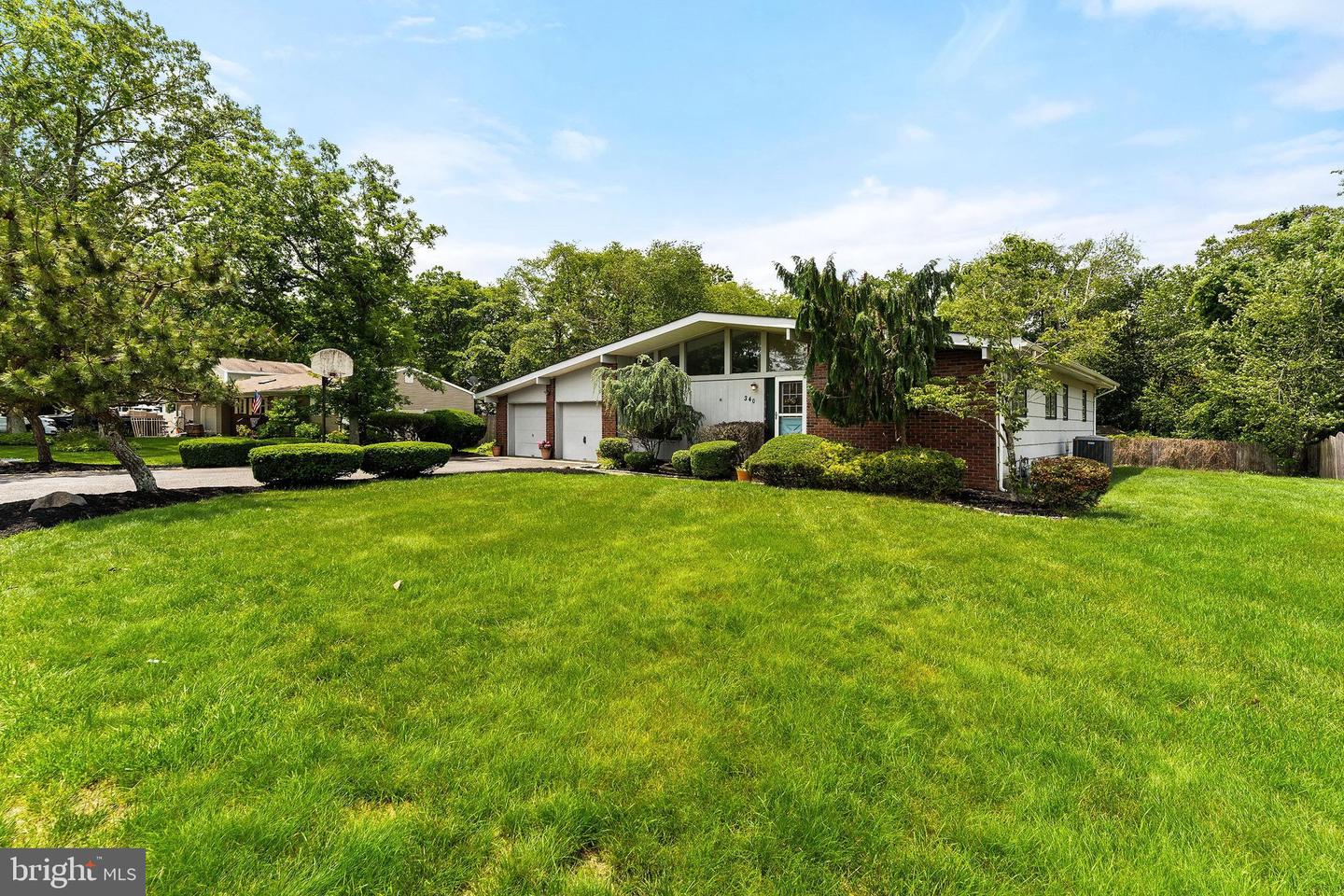 340 Killarney Dr, Toms River, NJ 08753 MLS NJOC2010724 Coldwell Banker