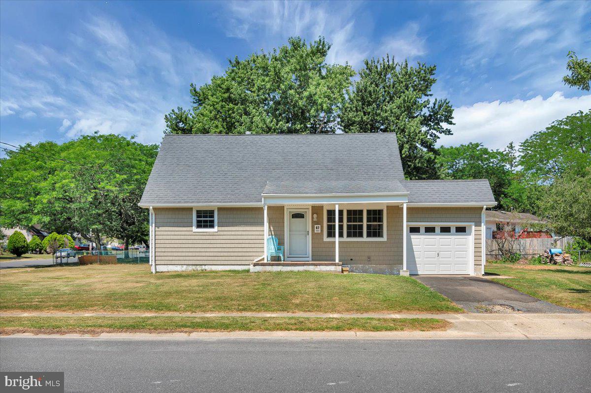 67 Brookwood Pkwy, Jackson, NJ 08527 MLS NJOC2011092 Coldwell Banker