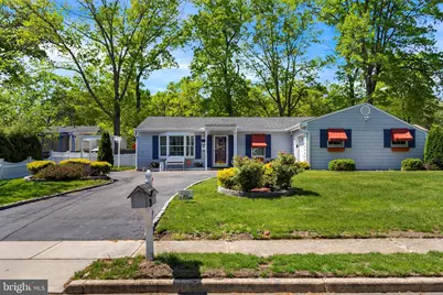 21 Downing Street, Toms River, NJ 08755 - Photo 1