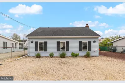 43 Florence Lane, Manahawkin, NJ 08050 - Photo 1