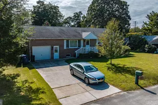 4 Seminole Dr, Little Egg Harbor, NJ 08087 - Photo 1