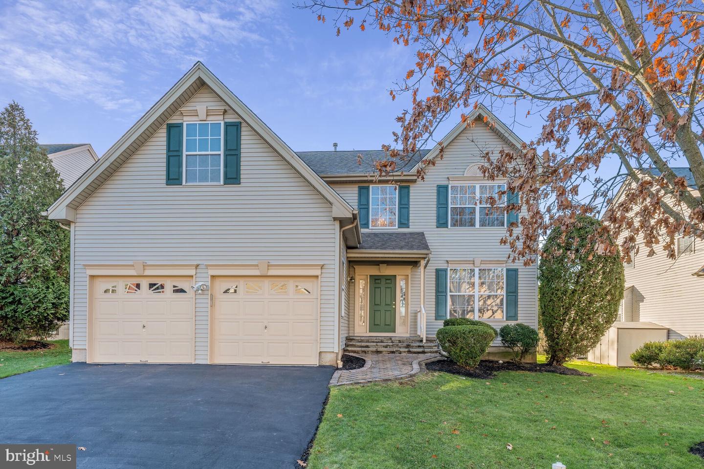 12 Larsen Ct, Bridgewater, NJ 08807 MLS NJSO2001924 Coldwell Banker