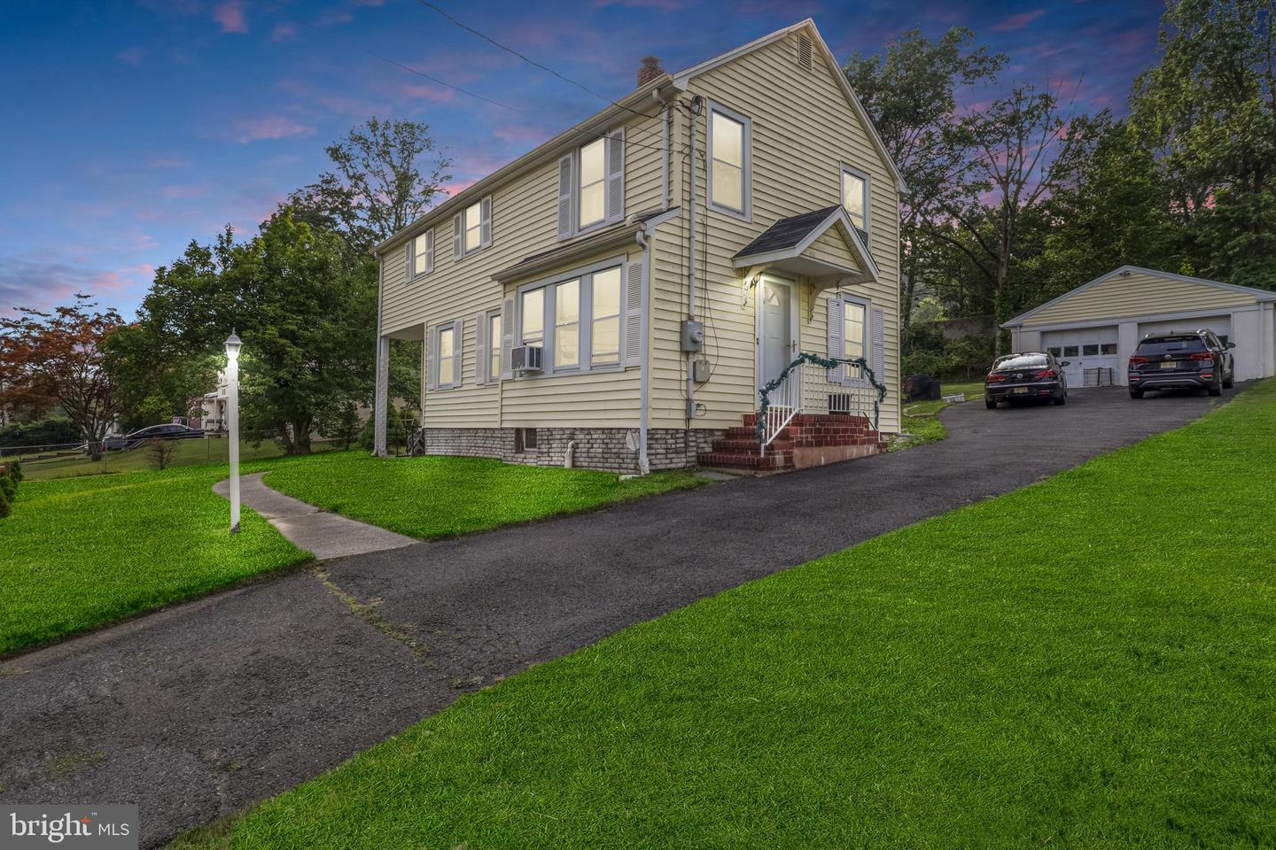 98 Ridge Ave, North Plainfield, NJ 07060 MLS NJSO2002544 Coldwell