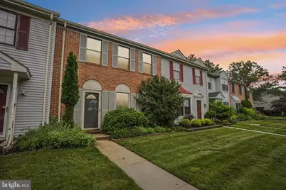 91 Pear Tree La, Franklin Park, NJ 08823 - Photo 1