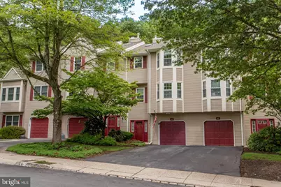 42 Winged Foot Lane, Washington, NJ 07882 - Photo 1