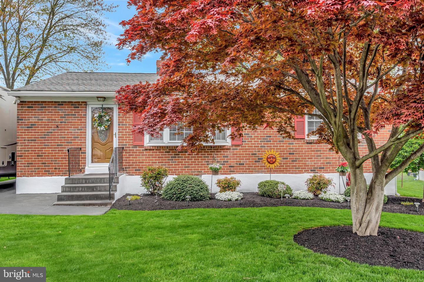 1613 Afton Dr, Wilmington, DE 19810 MLS DENC2022106 Coldwell Banker