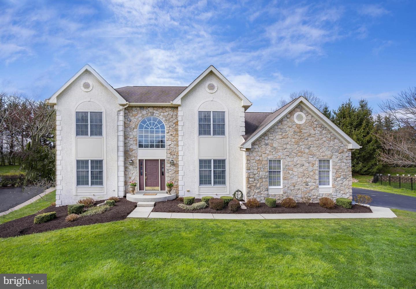 4 Longacre Ct, Hockessin, DE 19707 MLS DENC2040900 Coldwell Banker