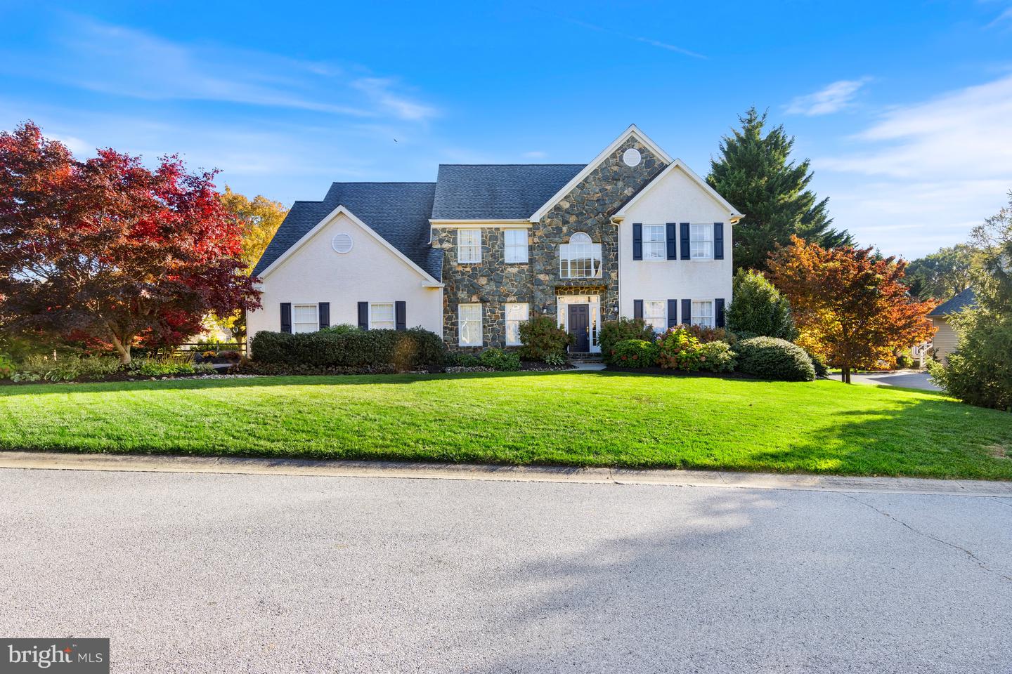 825 Westridge Dr, Hockessin, DE 19707 MLS DENC2049460 Coldwell Banker