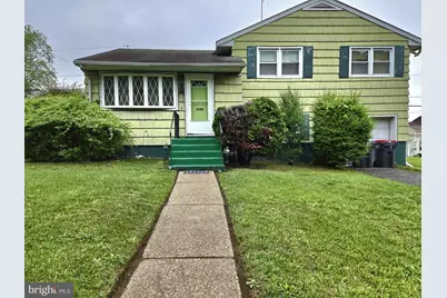 8 Aquilla Avenue, New Castle, DE 19720 - Photo 1