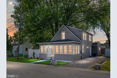 115 E Hazeldell Avenue, New Castle, DE 19720 - Photo 1