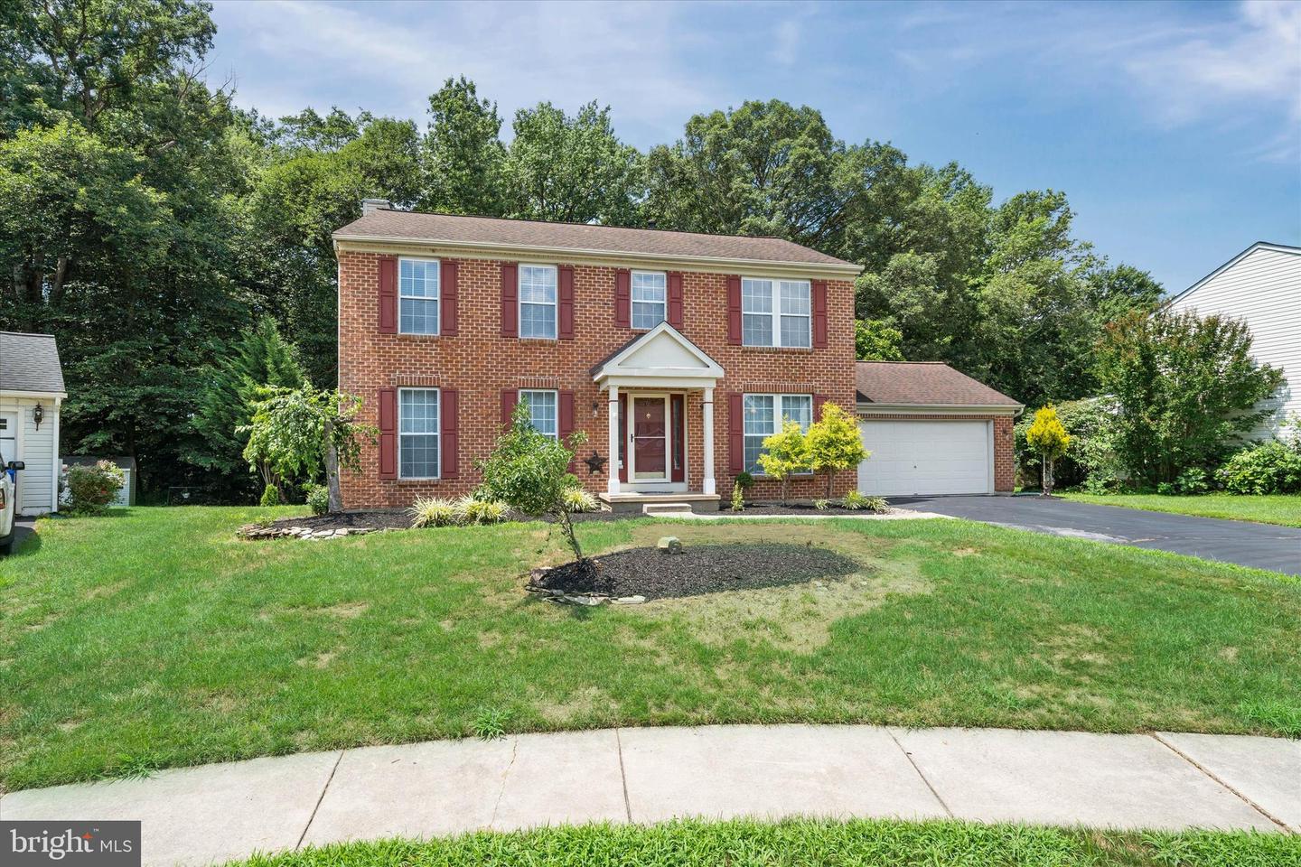 10 Castlegate Ct, Newark, DE 19702 - MLS DENC2085864 - Coldwell Banker