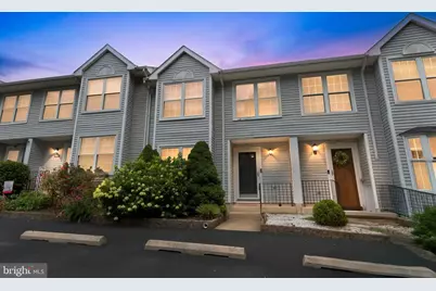 102 Roseman Court, Newark, DE 19711 - Photo 1