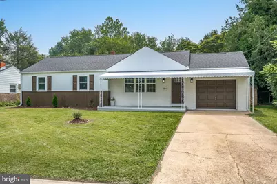 10 E Clairmont Drive, Newark, DE 19702 - Photo 1