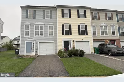61 Lisa Drive, Newark, DE 19702 - Photo 1