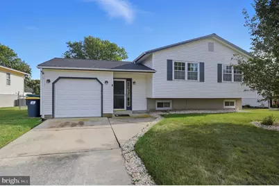 8 Renai Court, Newark, DE 19702 - Photo 1