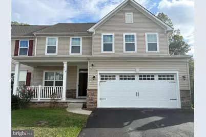 210 Felix Drive, Newark, DE 19713 - Photo 1