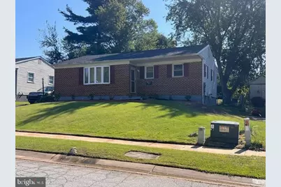 146 W Edinburgh Drive, New Castle, DE 19720 - Photo 1