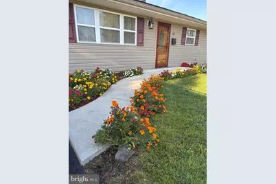 901 Birchwood Drive, Newark, DE 19713 - Photo 1