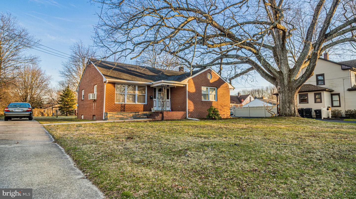 614 Grape St, Hammonton, NJ 08037 MLS NJAC2003348 Coldwell Banker