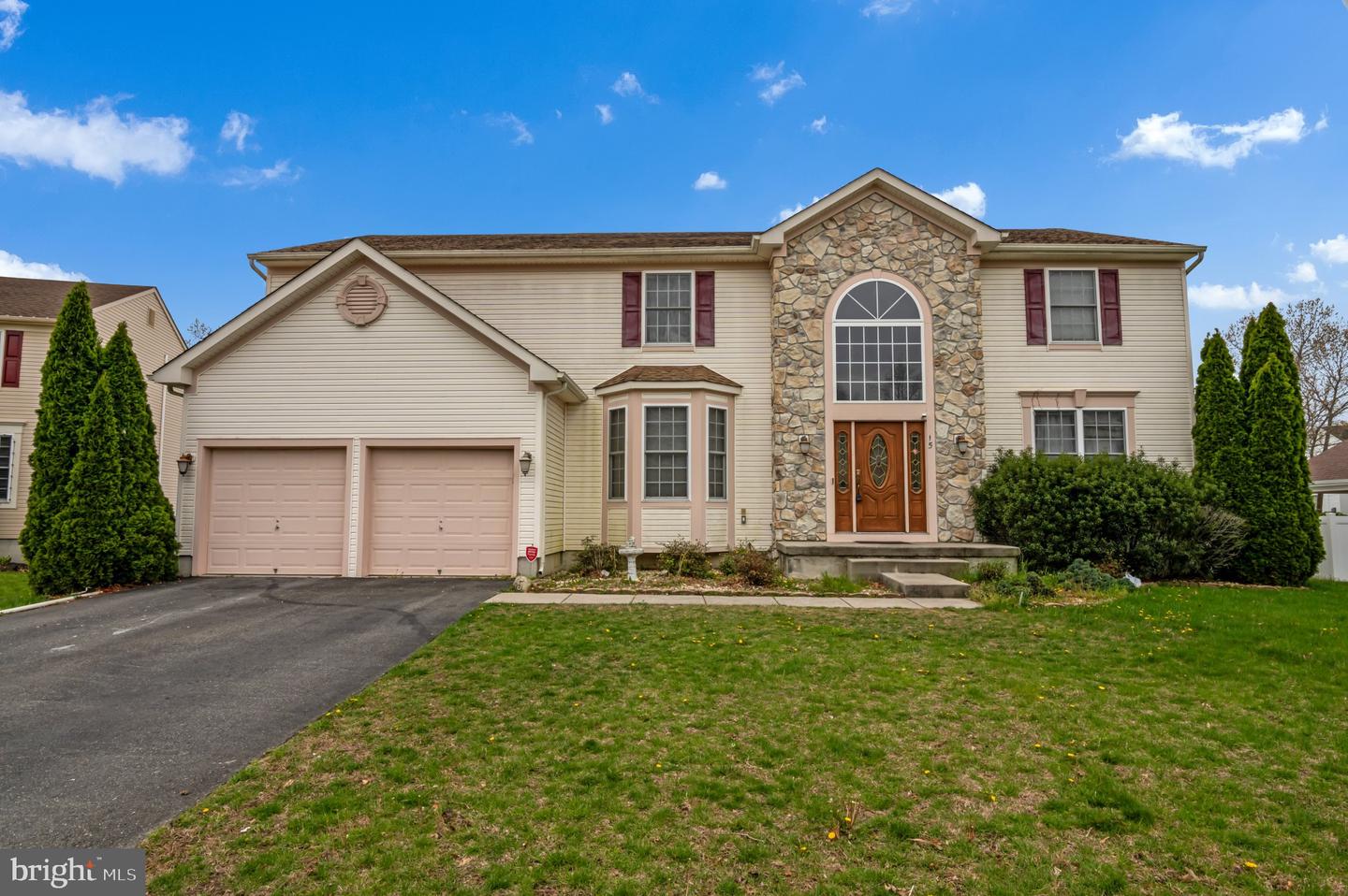 15 Equestrian Road, Egg Harbor Township, NJ 08234 MLS NJAC2003376