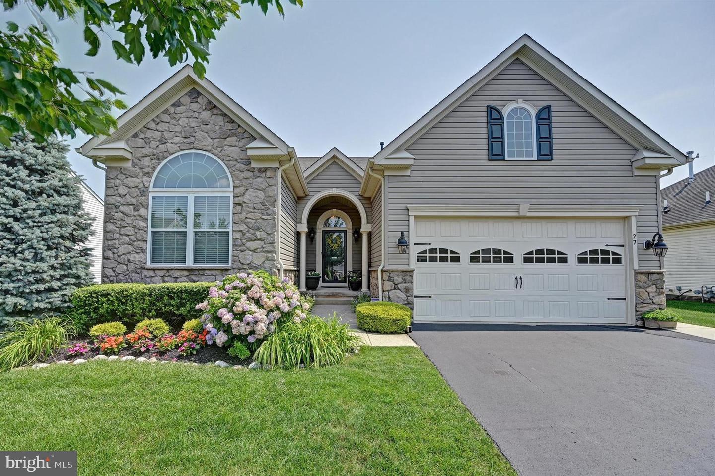 27 Applegate Dr, Florence, NJ 08518 MLS NJBL2001536 Coldwell Banker