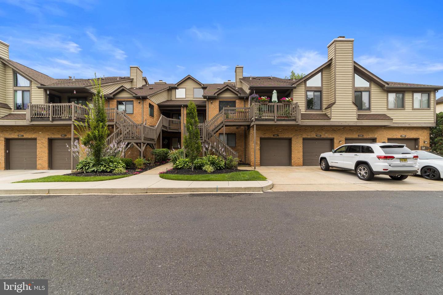 704 Augusta Cir, Mount Laurel, NJ 08054 MLS NJBL2004344 Coldwell Banker