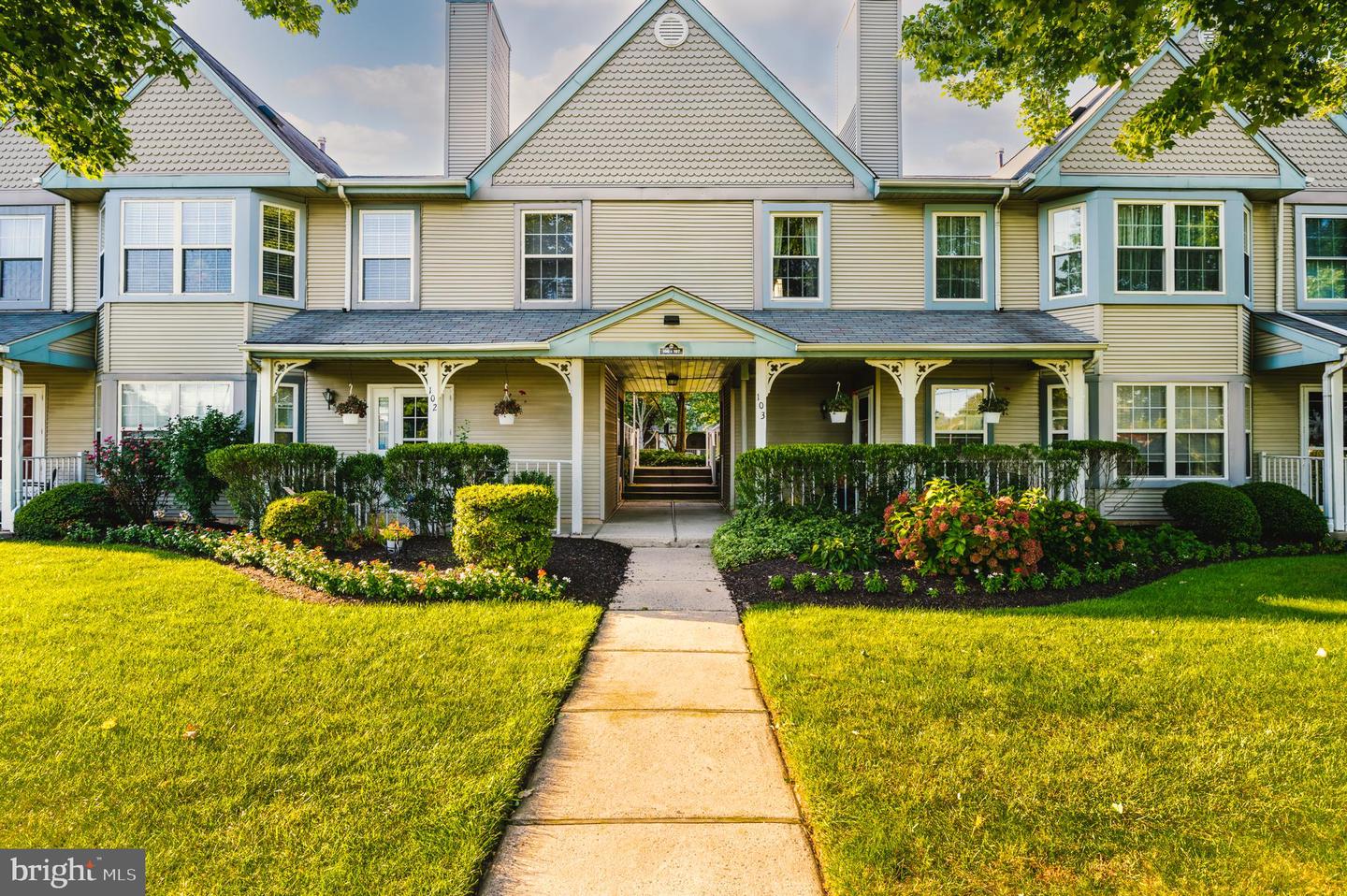 106 Sweetwater Dr, Cinnaminson, NJ 08077 MLS NJBL2008486 Coldwell