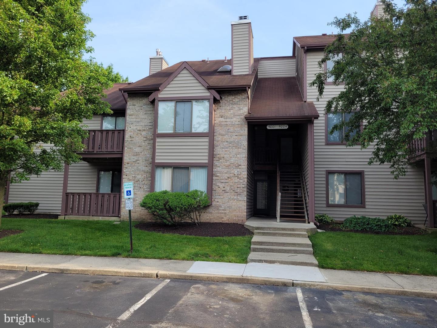 5002 Dunbarton Rd, Mount Laurel, NJ 08054 MLS NJBL2026652 Coldwell