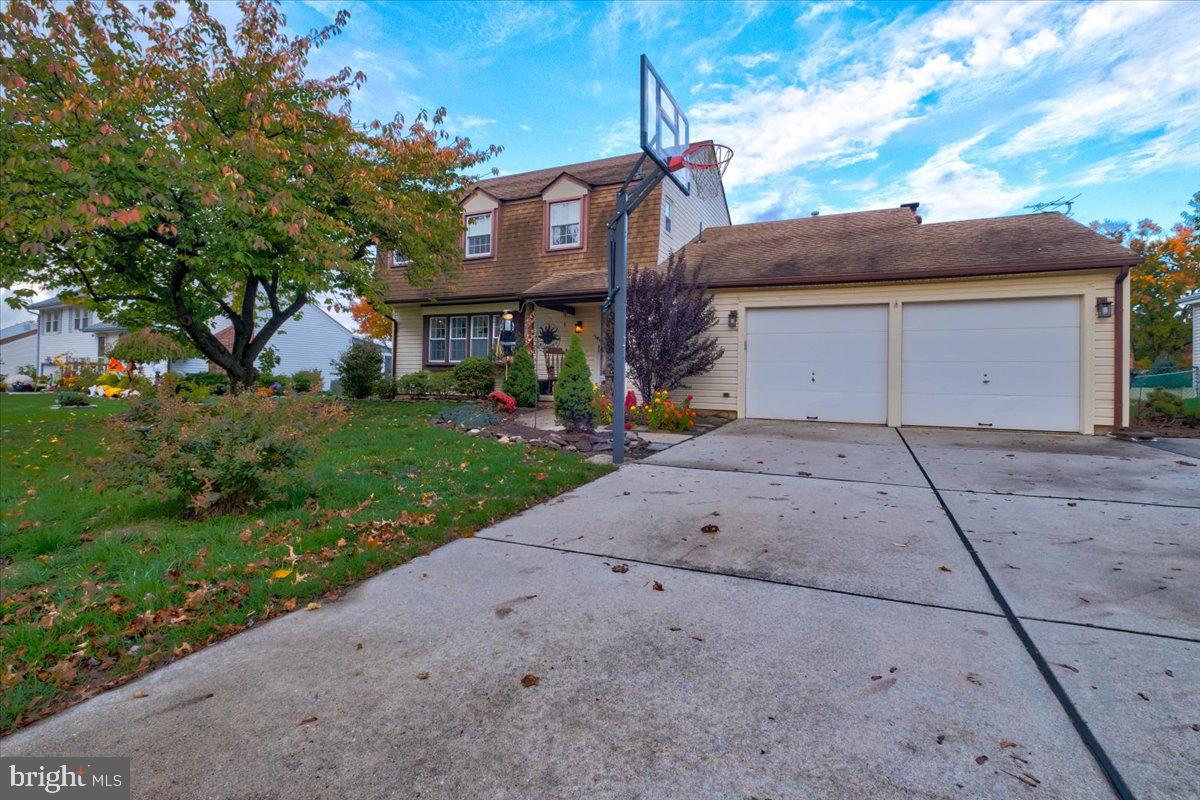 284 Tenby Chase Dr, Delran, NJ 08075 MLS NJBL2036272 Coldwell Banker