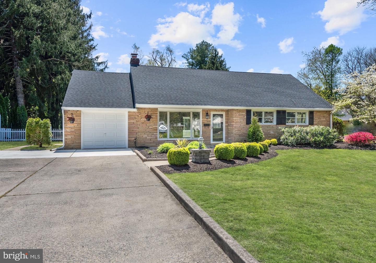 606 E Camden Ave, Moorestown, NJ 08057 MLS NJBL2037372 Coldwell Banker