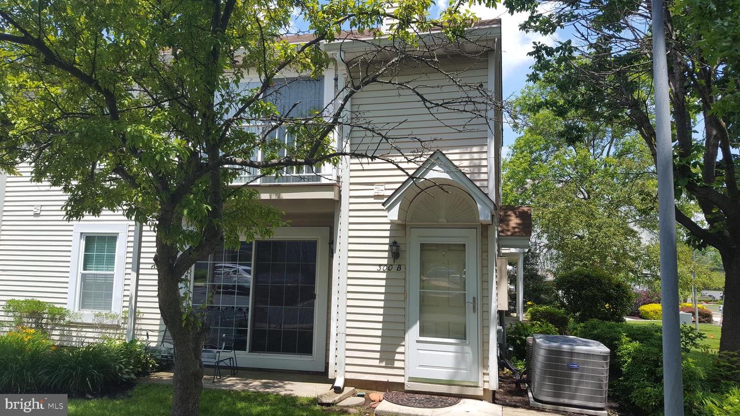 300 Mitten Ln, Mount Laurel, NJ 08054 MLS NJBL2040522 Coldwell Banker