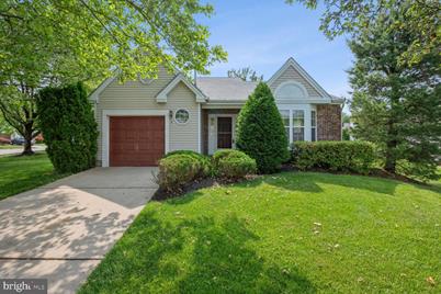 9 Pecan Court, Mount Laurel, NJ 08054 - Photo 1